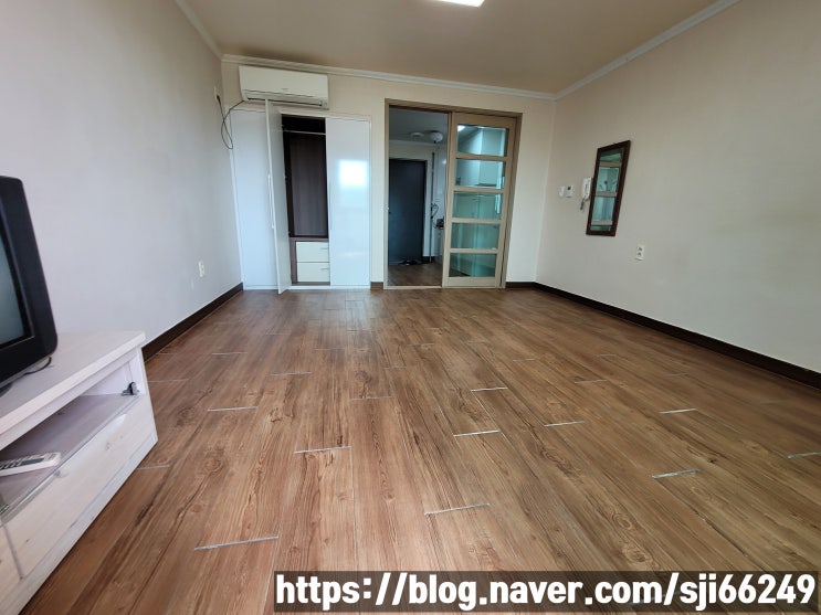  파주 탄현면 법흥리 1.5룸 월세 500/35만 룸이 크고 베란다 넓은 전망 좋은 남향집 주차장 완비 풀옵션, 통일동산 헤이리 1.5룸 임대