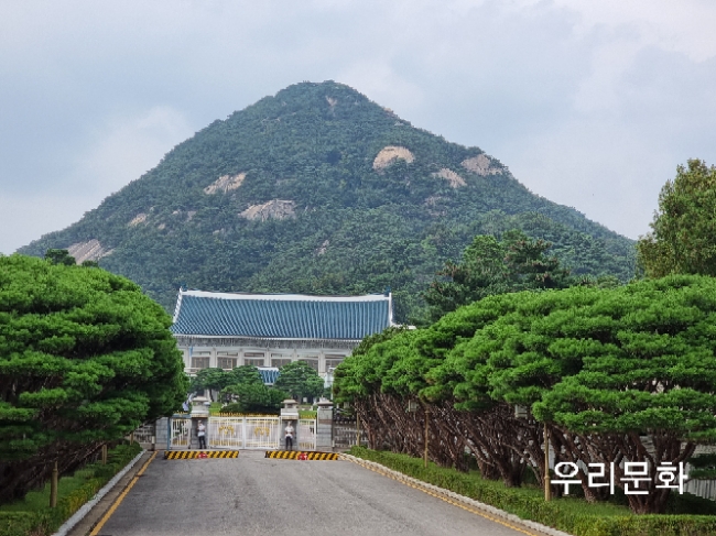 아름다운 서울 걷기!교동초등학교(운현궁)~재동초등학교(서울교육박물관)~청와대(경복궁신무문)~무궁화동산~청운초등학교 앞