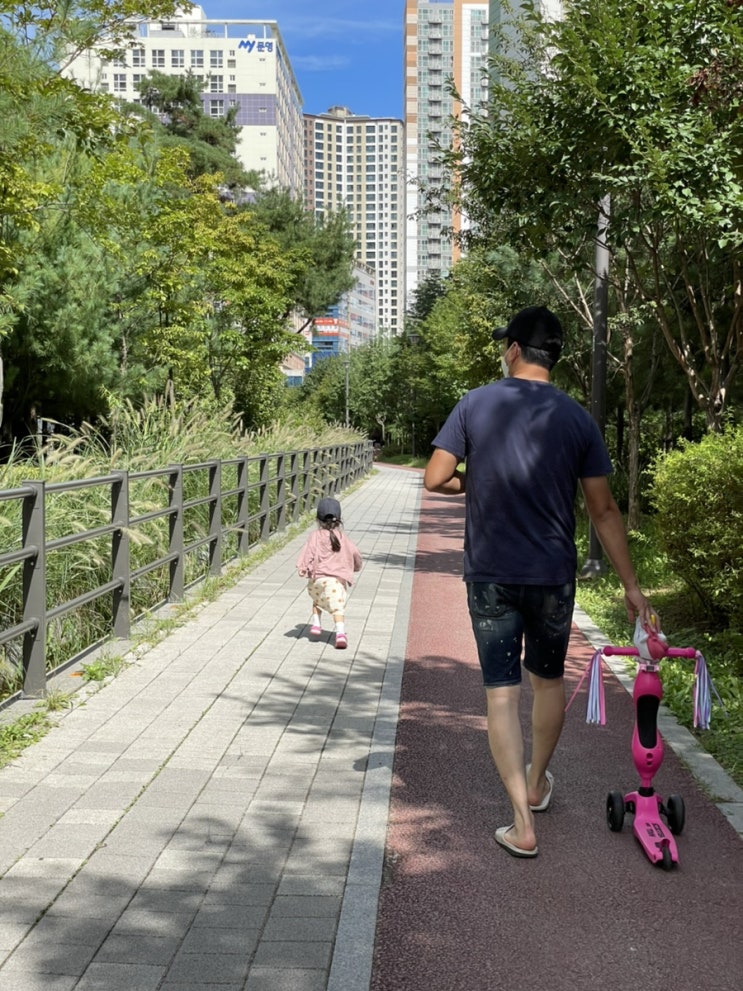  [주말일상] 산책, 지민이가 그린 엄마와 아빠