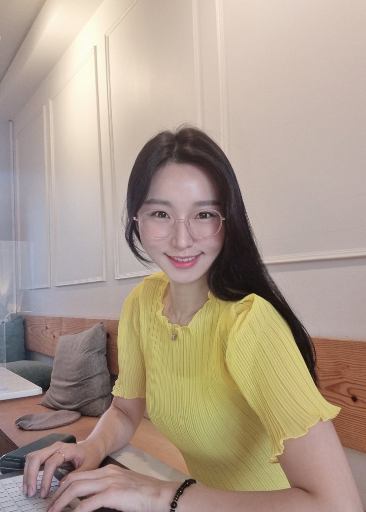 카린 온오프라인 연계 서비스로 안경테 구매와 가까운 안경원 예약을 한번에! 카린 온오프라인 연계 서비스로 안경테 구매와 가까운 안경원 예약을 한번에!