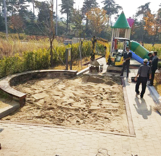  새로운 모래놀이터로 ~~~