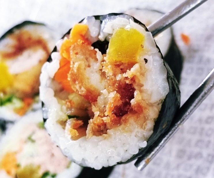  얌샘김밥 메뉴 추천 통새우김밥 (feat 로제떡볶이)