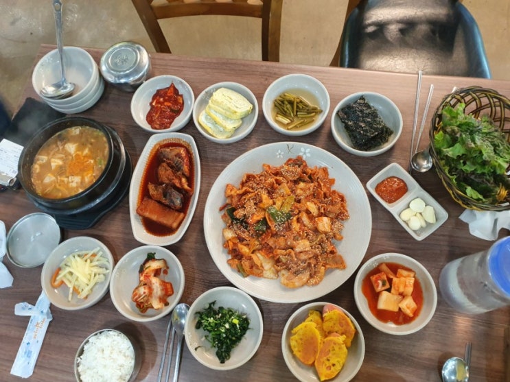  부여 맛집 추천! - "백마가든" 푸짐한 한정식 맛집 청국장+돼지고기볶음 정식