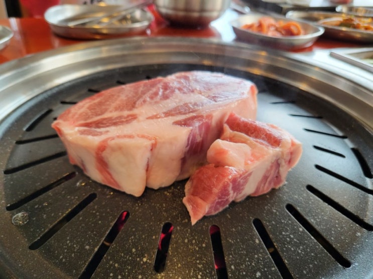  봉우이층집 ; 강남역 고기집, 두툼한 이베리코 목살은 못 참지