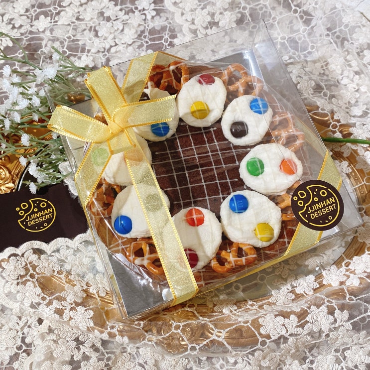  쿠키선물로 예쁜 찐한디저트 지름 16cm 왕쿠키 맛보았어요!