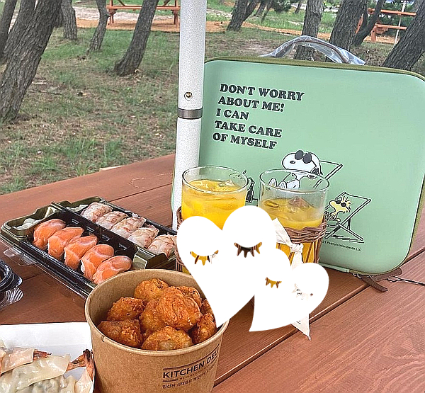 캠핑용품, 보프렌즈 스누피 프레젠트 가방 레디백들고 캠핑가자