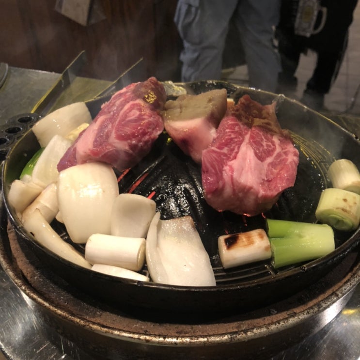  홍대, 합정 그 사이 양고기, 양갈비 맛집 이치류 홍대 본점 / 고급 생양갈비, 최고급 프렌치랙 후기 :) 웨이팅, 코시국 영업시간 등 정보 가득