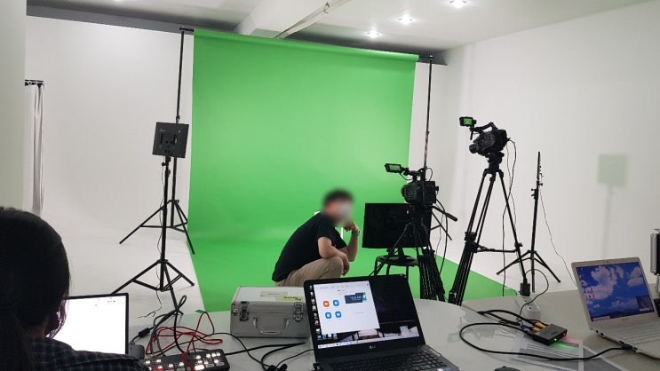  줌라이브로 생생하게 비대면시상식 중계! 전문업체가 함께해야하는 이유!