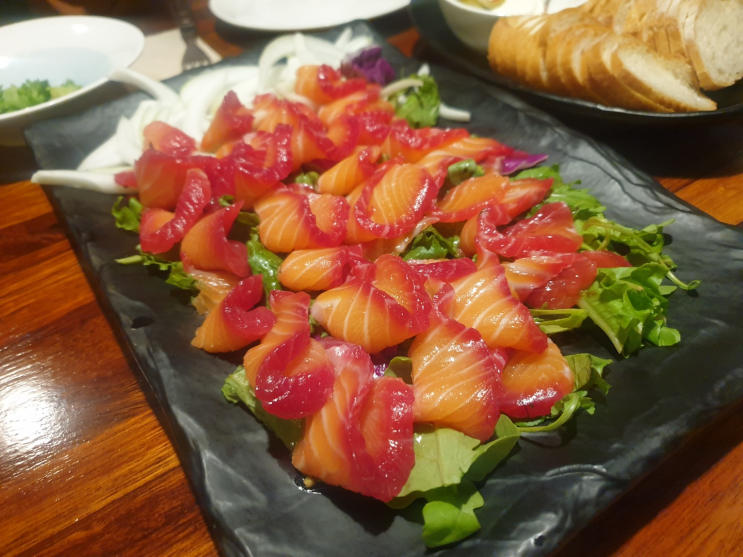  경기 연천 |  현지인만 아는 찐맛집, 케이브 방문기