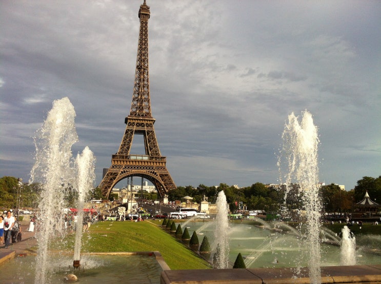 201208 파리에 오다(2)_에펠탑, 에어프랑스본사, 육군박물관, 콩코드광장
