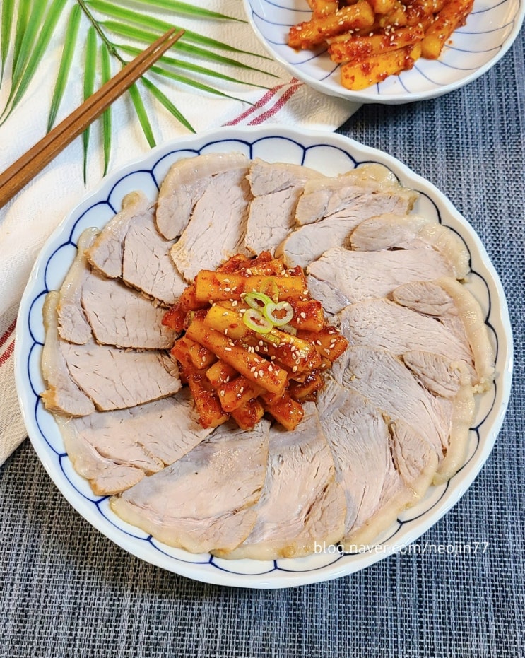 돼지고기삶는법 돼지고기수육부위 부드럽고 잡내 없는 앞다리살수육 추천 돼지고기삶는법 돼지고기수육부위 부드럽고 잡내 없는 앞다리살수육 추천