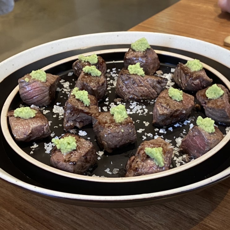  한남,이태원 정갈한 모던한식집 공기(Gongi)