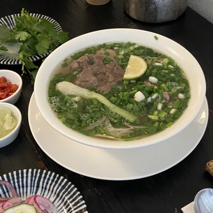  성수동 '하노이 102', 베트남식 쌀국수, 반미 맛집