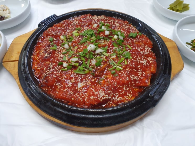  속초여행, 둘째날) 미가, 인구해수욕장, 버거월드, 마할로 커피, 죽도해수욕장, 서퍼비치, 현대프리미엄아울렛 스페이스원 만추, 샹치와 텐 링즈의 전설