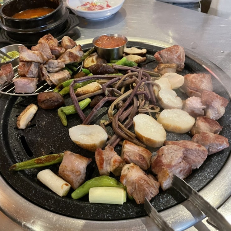  용산 고기 맛집 열정도고깃집c (삼겹살, 목살, 야채세트, 비빔면, 햄간장계란밥, 소맥)