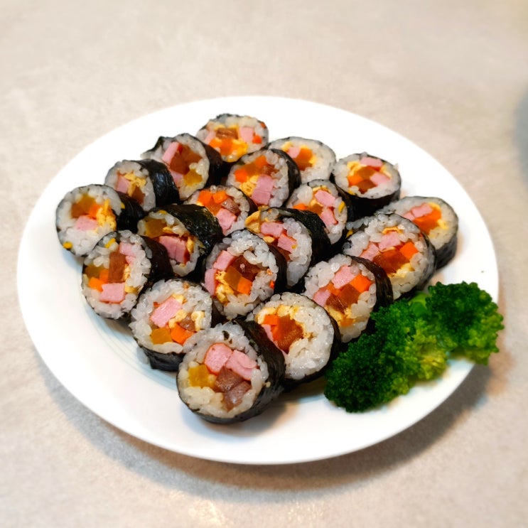 풀무원 꼬마야채김밥 아기김밥 더 쉽게 맛있게 싸기 풀무원 꼬마야채김밥 아기김밥 더 쉽게 맛있게 싸기