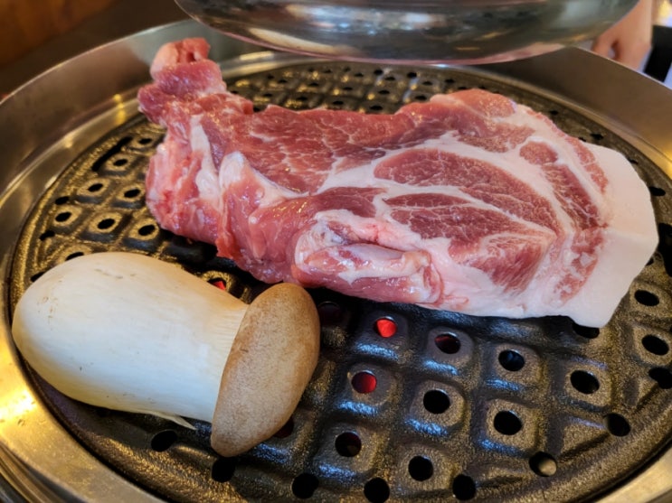  화로로 ; 강남역 고기집, 제주서 날라온 찐 돈마호크를 맛볼 수 있는 고기맛집