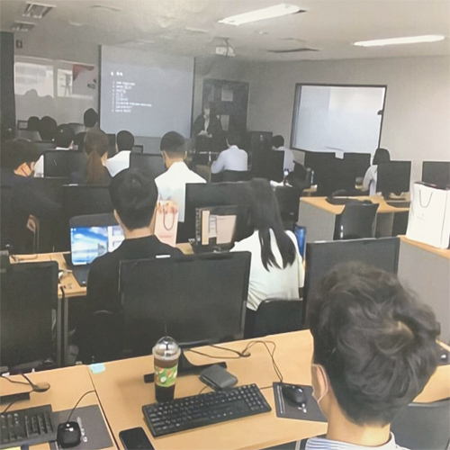  대학생코딩학원: 대면수업부터 온라인코딩교육까지