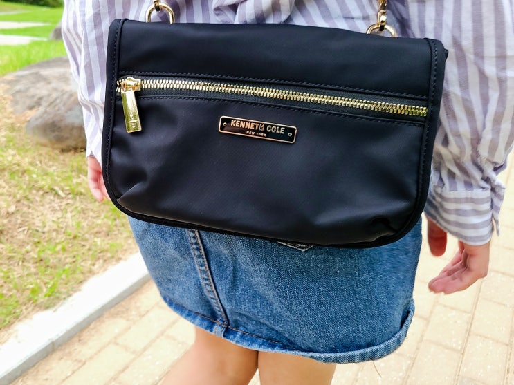  오윤아가방 케네스콜뉴욕 데일리 크로스백 너무 좋아요!