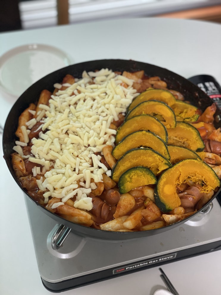  배달 대신 잇츠온 밀키트 모짜렐라 치즈닭갈비 저녁메뉴 추천!