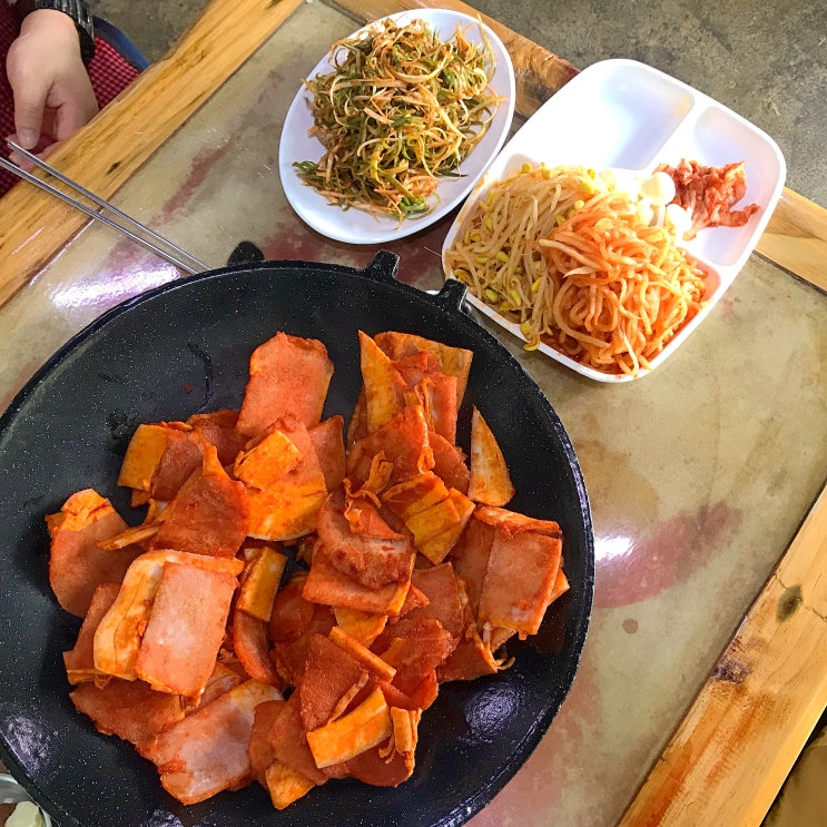 서귀포 제주식 두루치기 맛집ㅣ용이 식당 (가성비 맛집 & 도민 맛집)