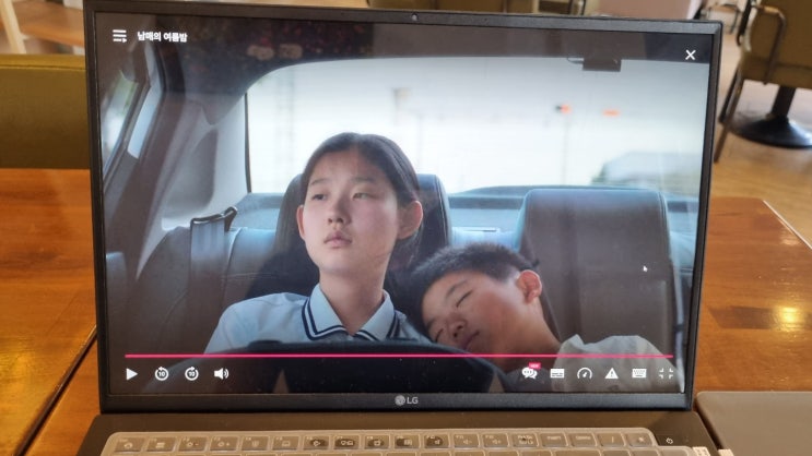 영화 남매의 여름밤 <언제든지 돌아갈 곳이 있나요?> 영화 남매의 여름밤 <언제든지 돌아갈 곳이 있나요?>