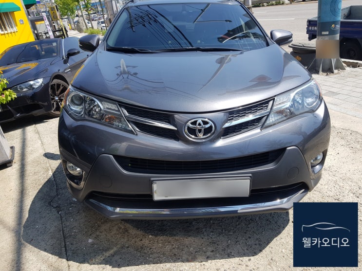  도요타 RAV4 런즈FS2 오디오 먹통 블랙아웃 내비게이션먹통 전원이상 수리