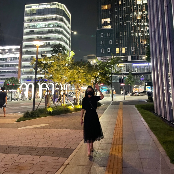 SJSJ 레이어드 튤 드레스 후기 착샷