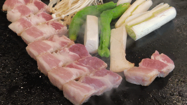 철산역 맛집 돌삼닭 돌판 삼겹살 닭갈비 동시에 먹어보기 철산역 맛집 돌삼닭 돌판 삼겹살 닭갈비 동시에 먹어보기