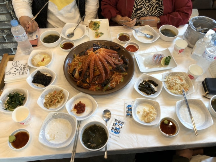  [속초] 통문어가 그대로 올라간 통문어전복찜이 있는 비주얼 맛집 <만석찜가>