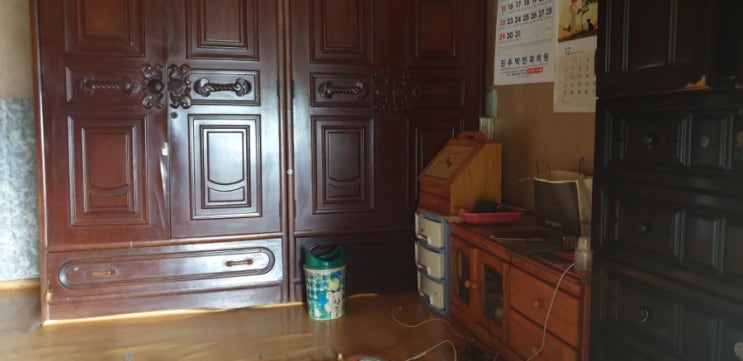  마산.창원.진해. { 가구수거빈집정리유품정리}   깔끔하게 정리합니다.