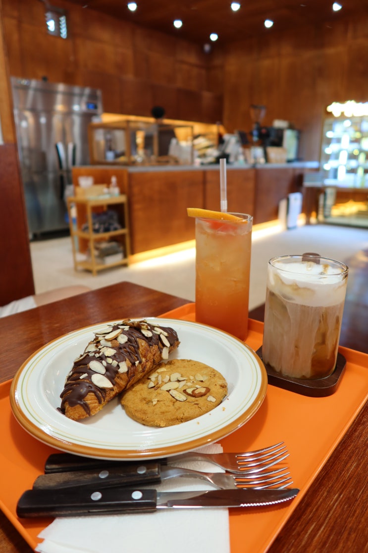  [Cafe] 카페임당 :: 따뜻한 무드의 인테리어가 돋보이는 안양카페 (안양평촌카페, 안양 베이커리카페, 안양데이트)
