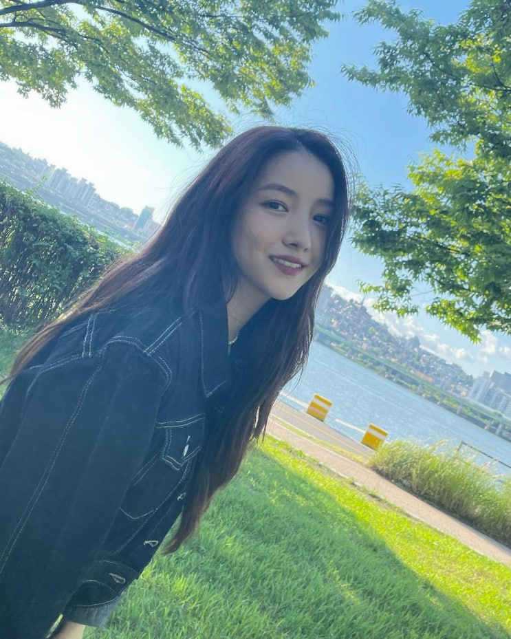 210914 여자친구 소원 인스타그램