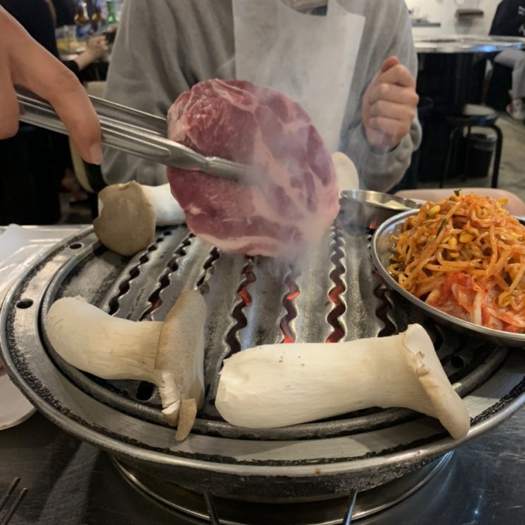  노원역 맛집으로 웨이팅 기본 소주가 달콤해지는 목살맛집 땅코참숯구이