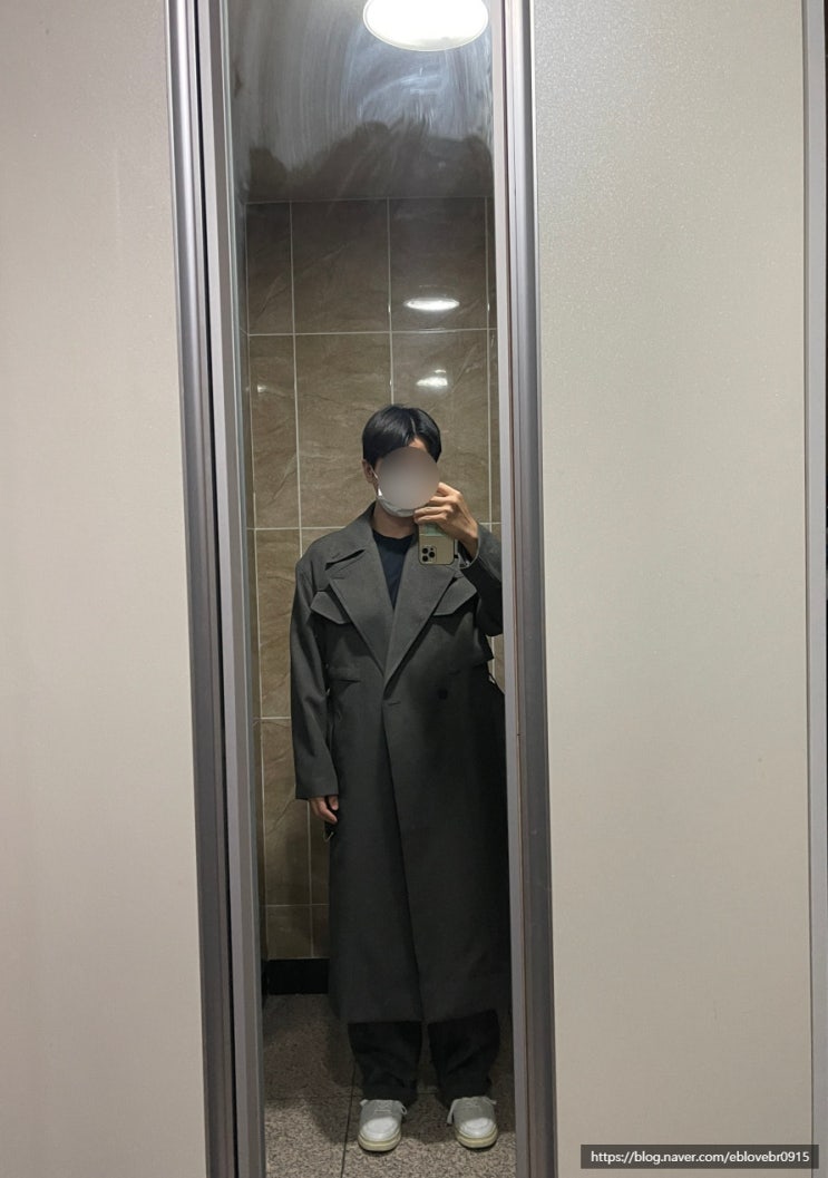 그저그런 트렌치코트에 질렸다면 인사일런스 사사키 더블 포켓 트렌치코트