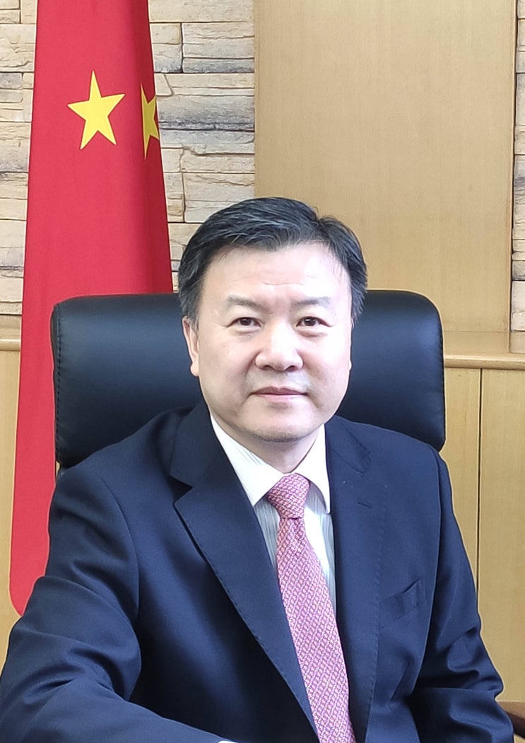 中 왕위 아프간 대사, 탈레반 과도정부 외무장관과 회담 中 왕위 아프간 대사, 탈레반 과도정부 외무장관과 회담