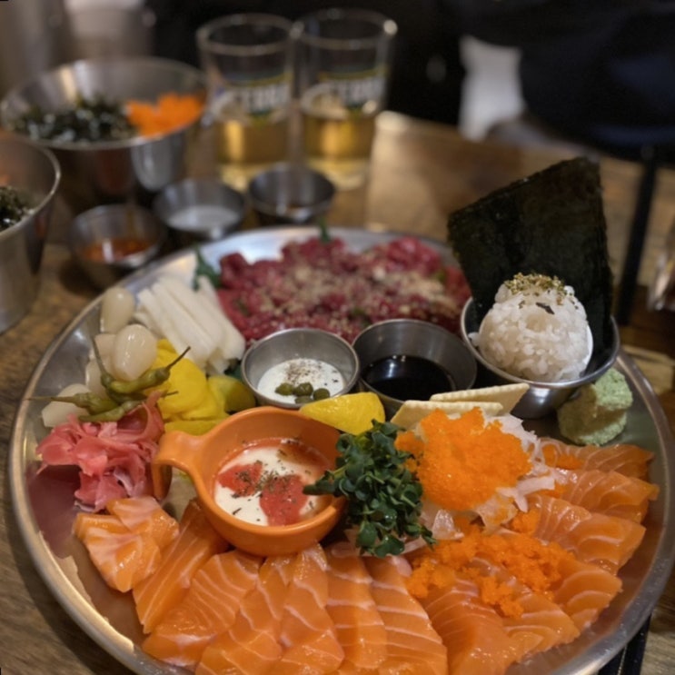  [관악구연어/ 서울대입구역술집] 연어 육회 세트가 유명한 봉천동 연어맛집- ‘6회말연어’