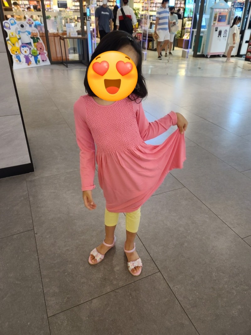 아이가 세컨스킨 유아원피스만 입고 다녀요!!^^;내돈내산후기