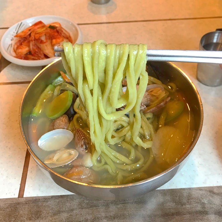 제주 국수 맛집ㅣ원조 교래칼국수 (바지락칼국수, 메밀전 맛 후기)