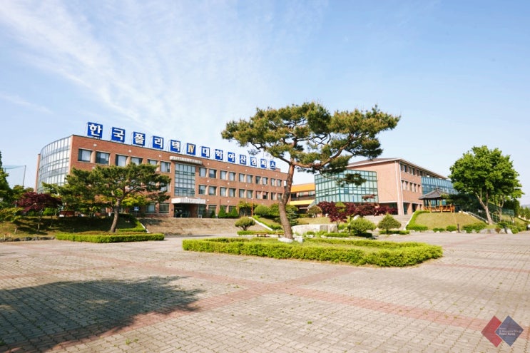  지역ICT이노베이션 스퀘어 조성사업, 한국폴리텍대학 아산캠퍼스 인공지능 및 블록체인 교육 현 주소에 대하여