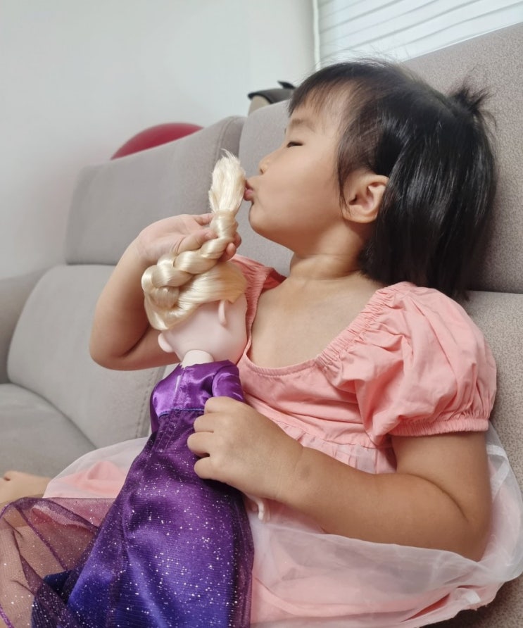  노래하는 엘사 인형_엘사앓이 4살아이 선물로 안성맞춤