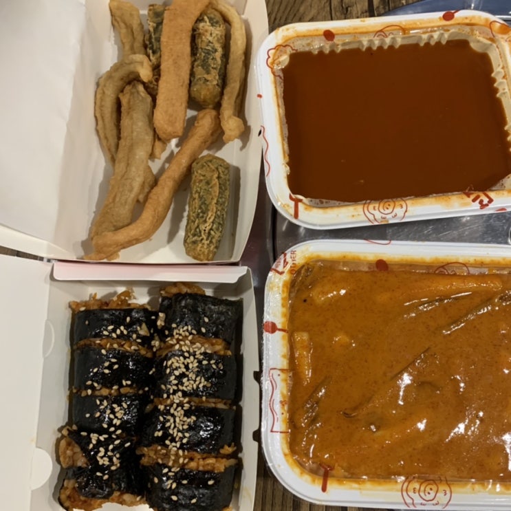  매운 떡볶이가 먹고 싶다면 생각나는 곳, 매콤한 떡볶이 맛집 신전 떡볶이 :)