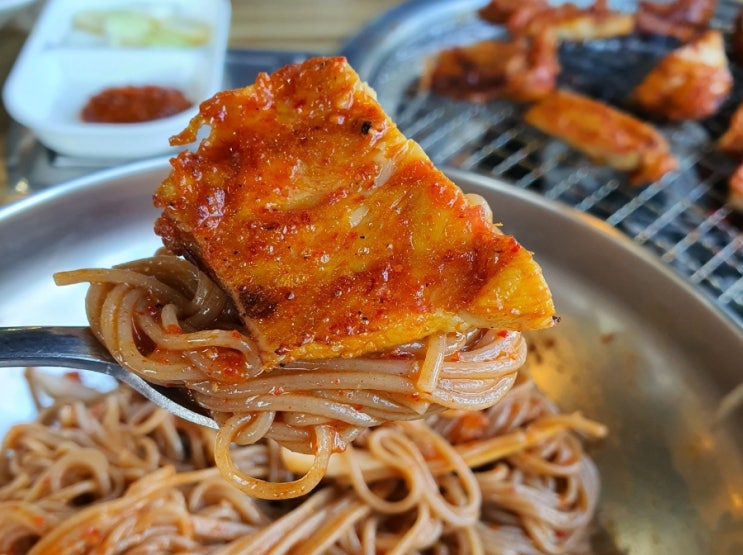 [가평맛집] 둘레길 숯불닭갈비 :   무난하게 먹을 수 있는 닭갈비