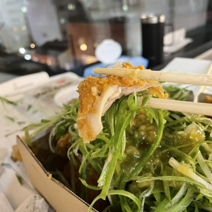  대연동 맛집, 야식으로 갓튀긴후라이드 가격도 저렴해~!