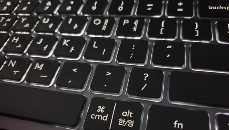  펜타그래프 무선 키보드 추천 로지텍 MX KEYS 사용기 조용한 사무용 키보드 Logitech