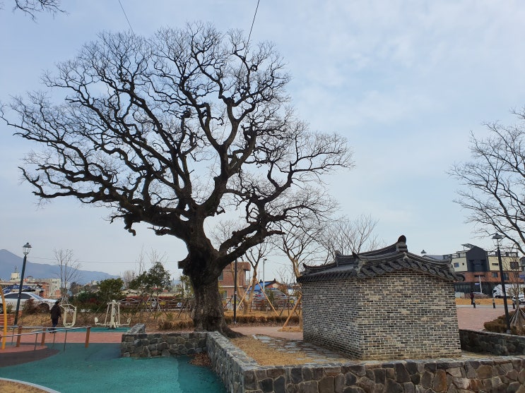  <사진 산책> 명지마을 성황당