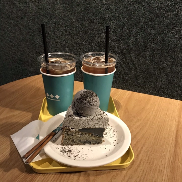  대전대흥동 단내음폴폴카페 [흑임자아이스크림갸또쇼콜라케이크! 어른들도 좋아할만한 맛]