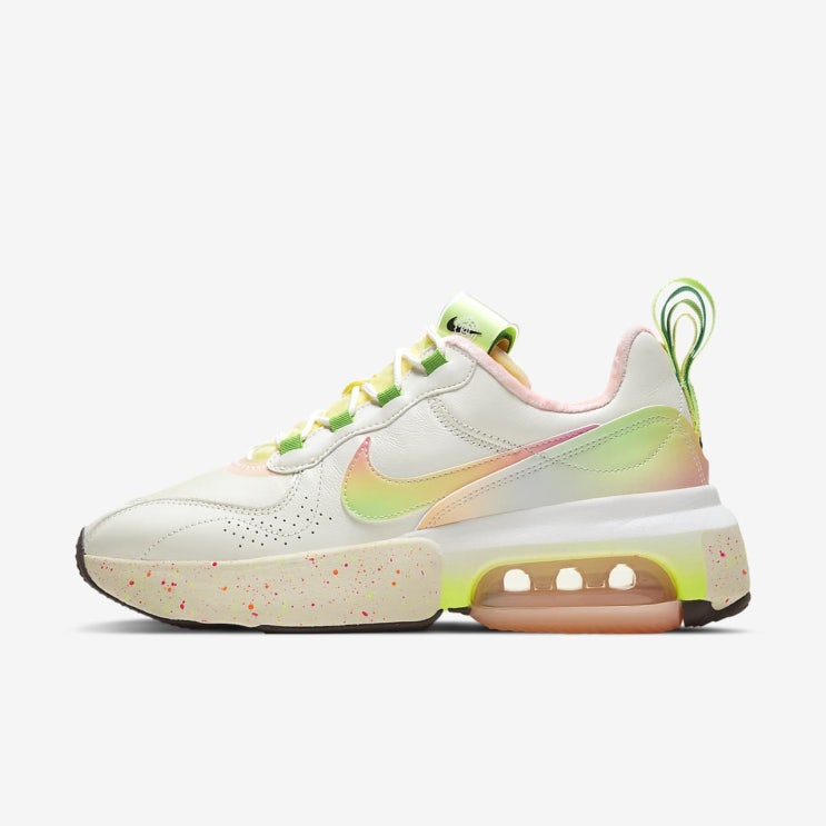 선택고민 해결 NIKE 나이키 에어 맥스 베로나 DD8481-136 나이키 여성운동화 좋아요 선택고민 해결 NIKE 나이키 에어 맥스 베로나 DD8481-136 나이키 여성운동화 좋아요