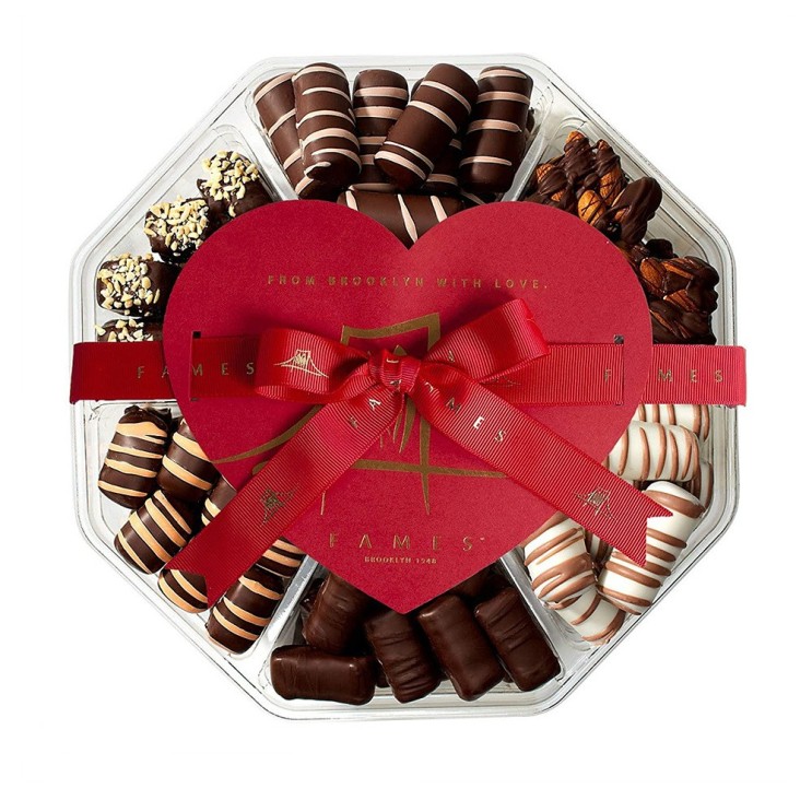 인지도 있는 Fames Dark Chocolate Valentine Gift Box 팜스 7가지 맛 수제 다크 초콜릿 발렌타인데이 기프트 박스 790g 추천합니다