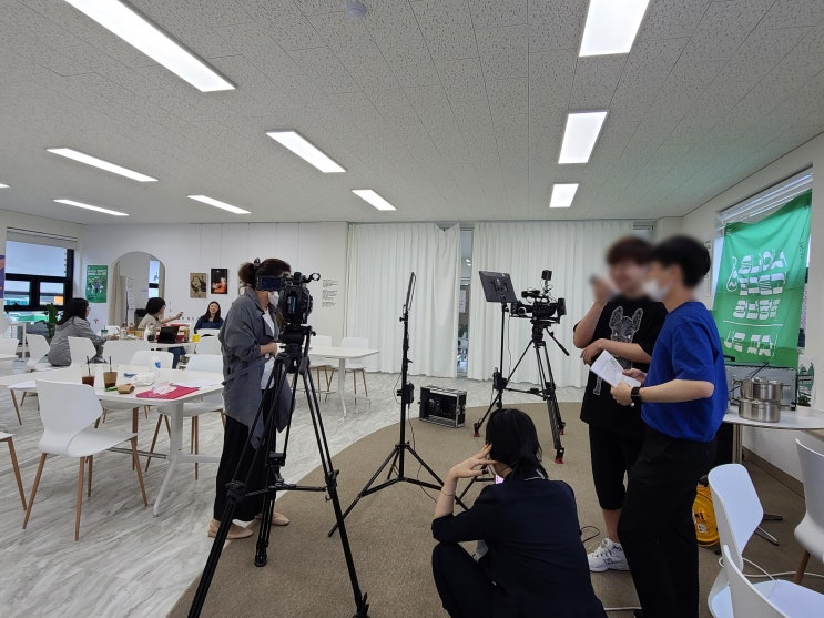  유튜브라이브 업체 와 함께라면 절대 어렵지 않아요!